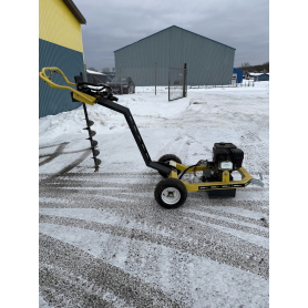 Jordbor mobilt med 9 hk motor - Brugt Inkl. 5 nye valfrie bor